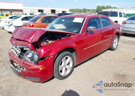 2007 Chrysler 300 from USA, damaged, VIN 2C3LA43R27H876980